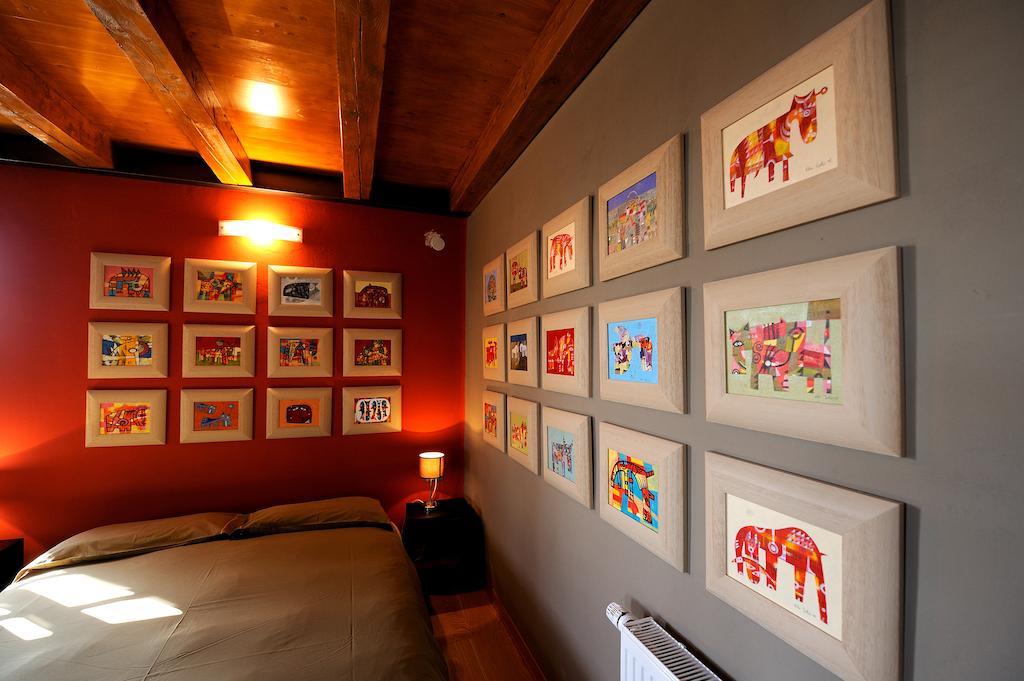 Klinec Plesivo Art Rooms Dobrovo Oda fotoğraf